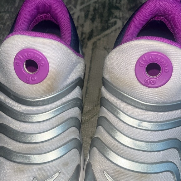 Nike toddler Dynamo Go Low Violet Frost Metallic Silver size 10 - Picture 6 of 10